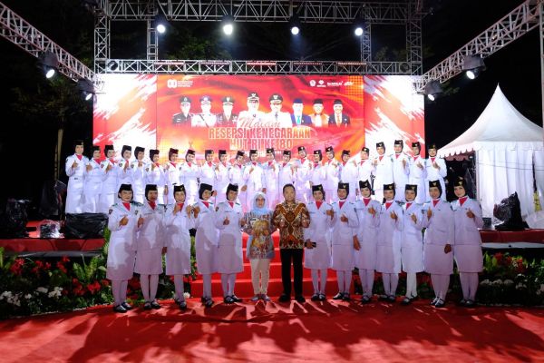 Sukses Kibarkan dan Turunkan Bendera, Bupati Gowa Apresiasi Keberhasilan Anggota Paskibraka