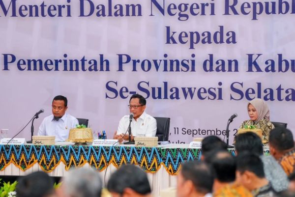 Mendagri Tito Soroti Rendahnya Realisasi Pendapatan Daerah di Sulsel