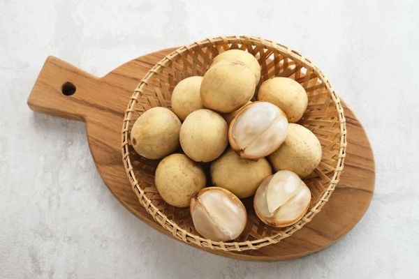 Jarang Disadari, Ini 4 Manfaat Buah Duku untuk Kesehatan Tubuh