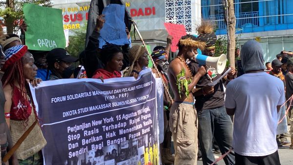Demo Mahasiswa Papua di Makassar Sempat Diwarnai Ricuh dengan Warga Lokal