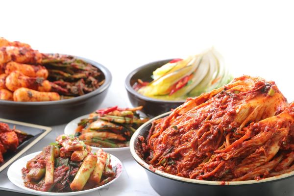 Bukan Cuma Enak! Kimchi Ternyata Ampuh Cegah Diabetes dan Sembelit