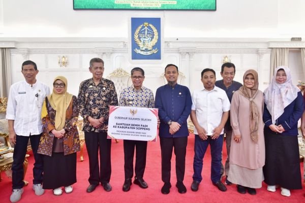 Masuki Musim Tanam Oktober-Maret, Sidrap dan Soppeng Diguyur Bantuan Benih