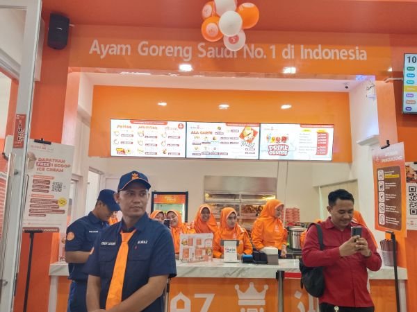 Almaz Fried Chicken Buka Cabang Ketiga, Bidik 8 Gerai dan 200 Pekerja