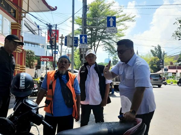 Makassar Lebih Tertib, Perumda Parkir Awasi Ketat Kawasan Ahmad Yani dan Sudirman