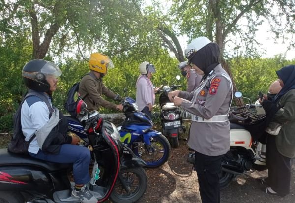 Polres Majene dan Dishub Gelar Operasi Gabungan, 22 Pelanggaran Lalu Lintas Ditindak
