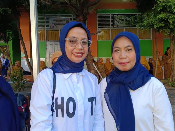 Program Seragam Sekolah Gratis Makassar Disambut Antusias Orang Tua Siswa