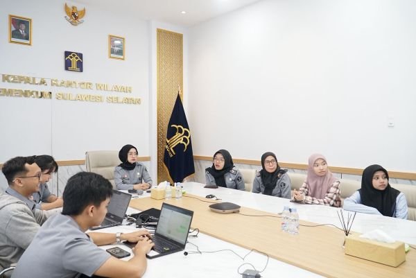 Kanwil Kemenkum Sulsel Ikuti Evaluasi Penyusunan Laporan Keuangan Semester I Tahun 2025