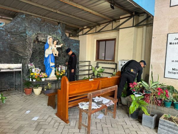 519 Personil Gabungan Dikerahkan Dalam Pengaman Ibadah Misa Paskah