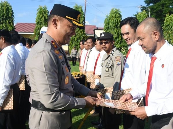 Ungkap Kasus Pencurian, 21 Polisi Bulukumba Dapat Penghargaan Khusus