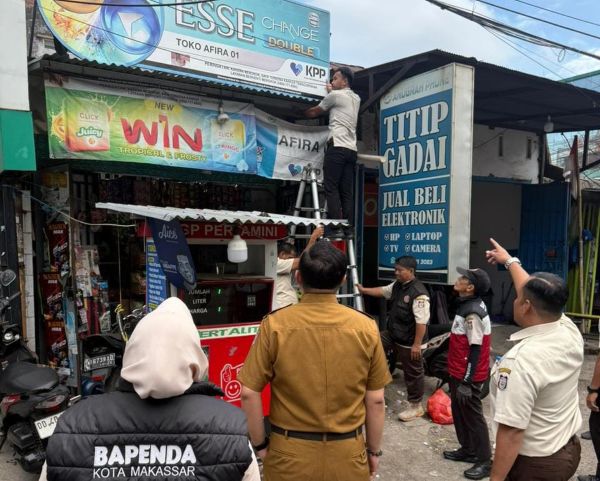 Reklame Liar Ditertibkan, Pemkot Makassar Rencana Tata Ulang Letak Lokasi Iklan