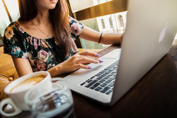 Dibalik Gaya Hidup Hustle Culture, Produktif atau Merusak Diri?