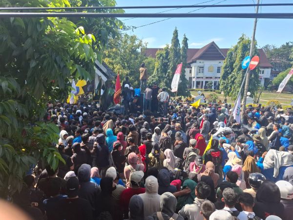 62 Demonstran Aksi Tolak Kenaikan PBB-P2 Diamankan Polisi di Bone