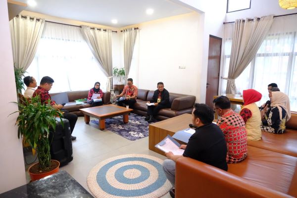 Bupati Gowa Mulai Berkantor di Malino, Tunjuk Plt Dirut Baru Perusda