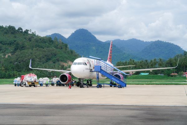 Pesawat Batik Air Resmi Kembali Mendarat di Bandara Tampa Padang Mamuju
