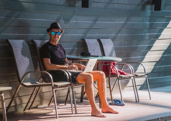 Agar Tak Burnout, Ini Cara Membangun Work Life Balance di Era Modern