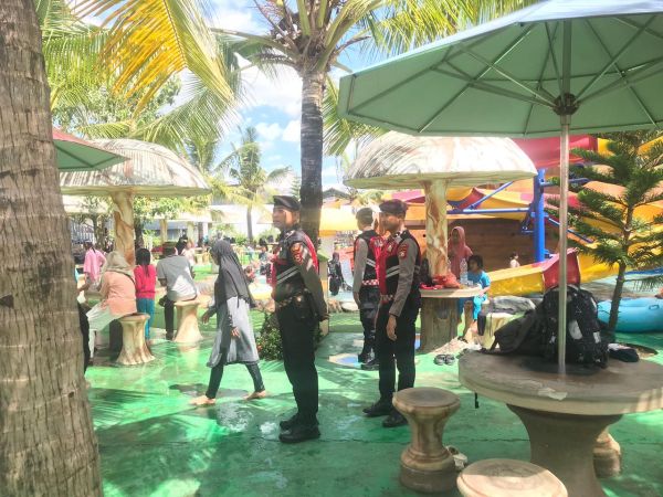 Personil Polres Maros Lakukan Pengamanan di Lokasi Wisata, Antisiapsi Ganngguan Khamtibmas