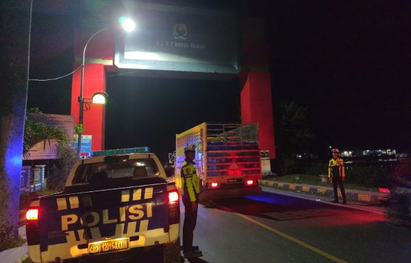 Pastikan Arus Mudik Lancar, Satlantas Polres Majene Jaga Titik Rawan Kecelakaan