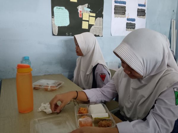 Setahun Berjalan, MBG Jangkau 55 Juta Penerima di Seluruh Indonesia