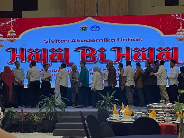 Gelar Halal bi Halal, Rektor Unhas Umumkan Kenaikan IKW 50 Persen