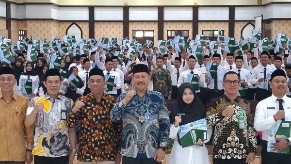 Jelang Idul Adha, 704 CPNS Kemenag Sulsel Terima SK Pengangkatan