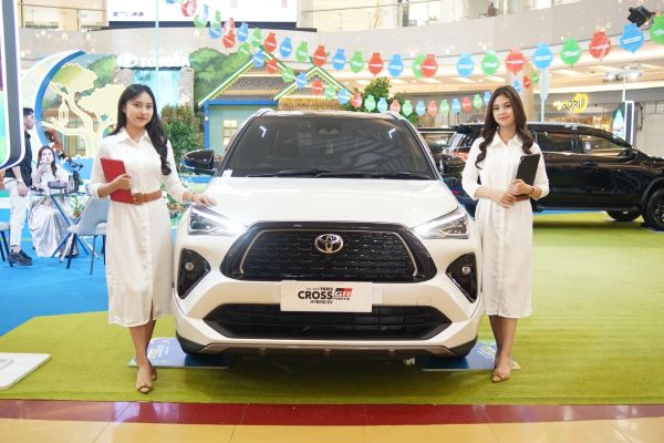 Toyota Hybrid Jadi Primadona, Nilai Jual Kembali Tinggi dan Servis Mudah