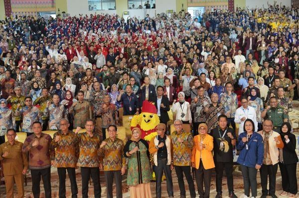 Sebanyak 1.800 Mahasiswa se-Indonesia Berkompetisi pada PIMNAS 2025 di Unhas
