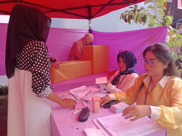 Camat Wajo Ungkap Dinamika Pemilihan RT/RW: TPS Unik Hingga Calon Tunggal