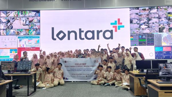 SMP Bosowa School Field Trip ke Diskominfo Makassar, Belajar Literasi Digital