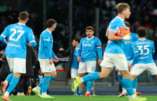 Napoli Tahan Imbang AS Roma 2-2