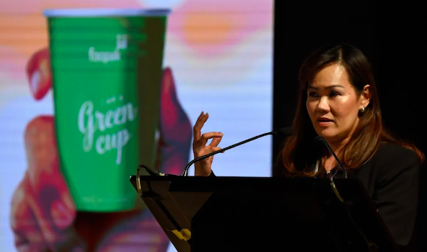 Menjaga Nadi Industri Dari Gangguan Suplai Plastik