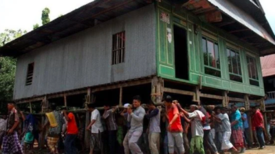 Marakka Bola, Warisan Budaya Bugis yang Masih Hidup di Kabupaten Barru