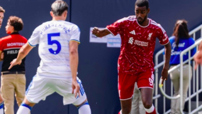 Liverpool Tumbangkan Leeds United 2-4