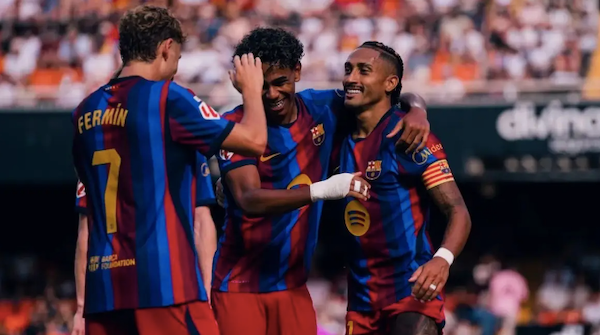 Lamine Yamal Cetak Brace, Barcelona Hancurkan Valencia 5-0 di Mestalla