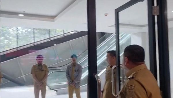 Sidak MPP, Appi Murka Pegawai Asyik Merokok di Jam Kerja