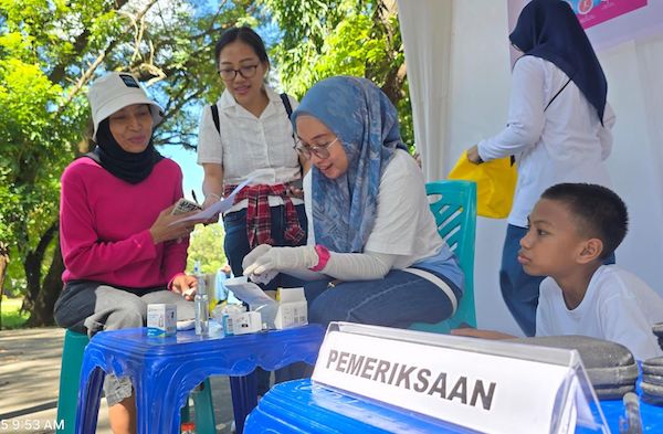PDGKI Sulsel Periksa Gizi Pengunjung di CFD Unhas