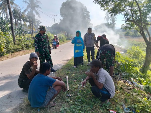 Sambut Hari Jadi Jeneponto, Warga Bangkalaloe Gotong Royong Bersihkan Alun-Alun