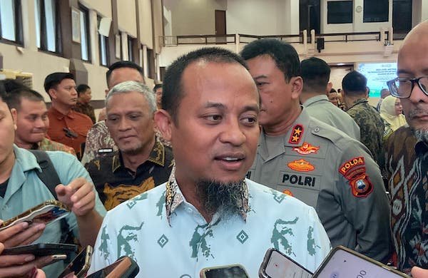Seremonial Wisuda Sekolah Disorot, Gubernur Sulsel Imbau Jangan Bebankan Orang Tua