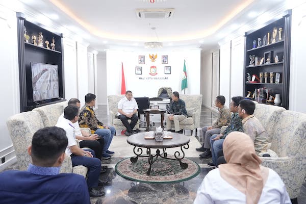 Pemkot Makassar-PLN Matangkan Skema Perluasan Listrik ke Pulau