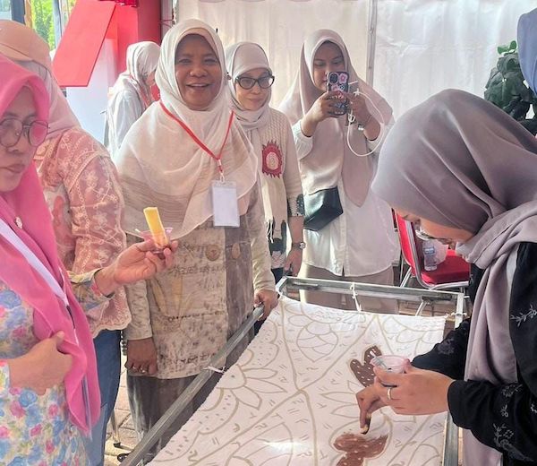 Pameran Inovasi dan Pop Art Market Gema Kampus, Unhas Pamer Puluhan Karya