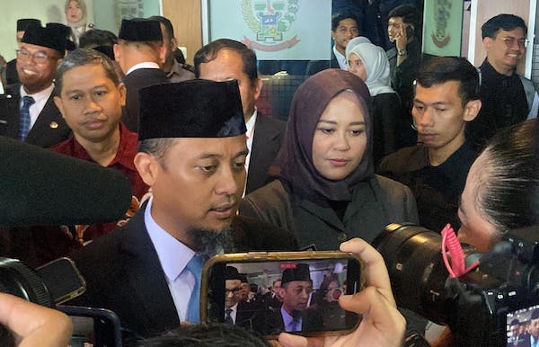 Andi Sudirman Tunaikan Ibadah Haji, Tugas Gubernur Sulsel Dialihkan ke Fatmawati Rusdi