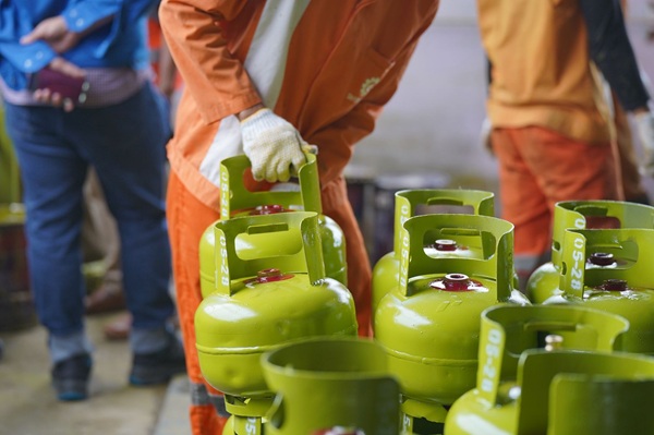 Pertamina Sulawesi Tambah 612.120 Tabung LPG 3 Kg untuk Libur Nasional