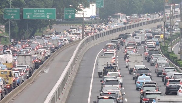 Bahaya Asap Knalpot bagi Kesehatan, Ancaman Serius yang Sering Diabaikan