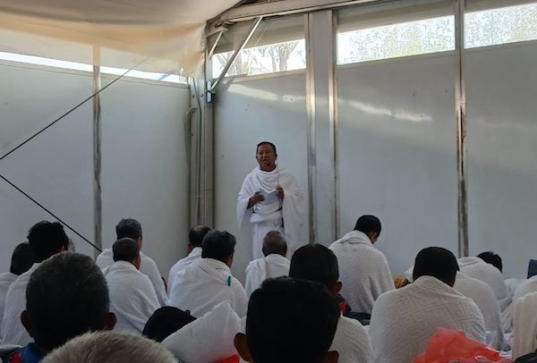 Mabit di Muzdalifah Selesai, Jemaah Embarkasi Makassar Bergeser ke Mina