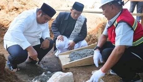 Bupati Maros Letakkan Batu Pertama Pembangunan Masjid Pemda