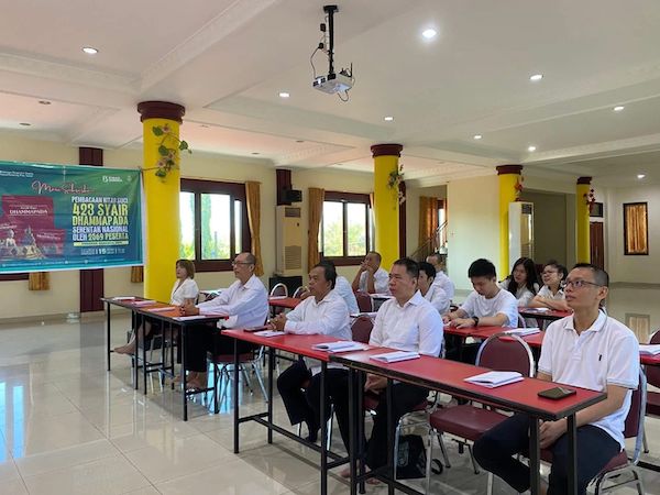 Umat Buddha di Sulsel Ikuti Baca Dhammapada Serentak Nasional 2025