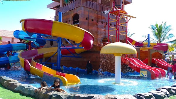 Liburan Keluarga yang Seru dan Hemat di Waterboom Grand Mall Maros