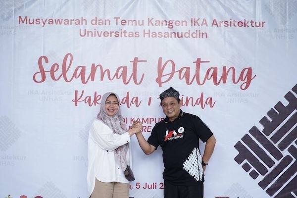 Fathur Rahim Nahkodai IKA Arsitektur Unhas Priode 2025-2030