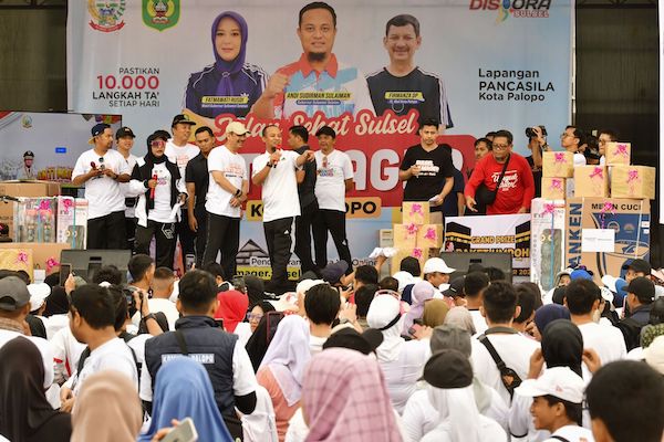 Pemprov Sulsel Kucurkan Rp3,5 Miliar untuk Lapangan Gaspa dan UMKM Palopo