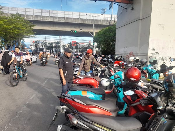 Parkiran Sembarangan Ganggu CFD, PD Parkir Makassar Turun Tangan