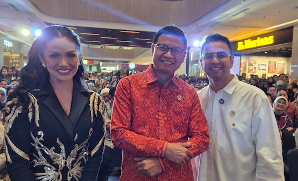 Raffi Ahmad dan Krisdayanti Puji Taruna Ikrar Bisa Hadirkan Wellness Festival BPOM 2025